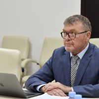 expertul Băncii Mondiale David Cochrane